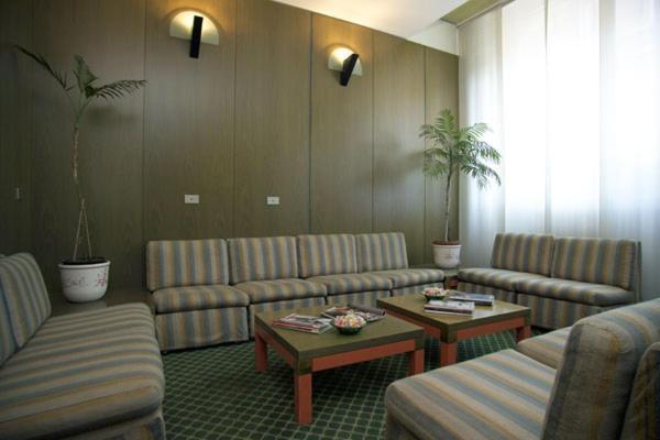 Hotel Johnny Milan Extérieur photo