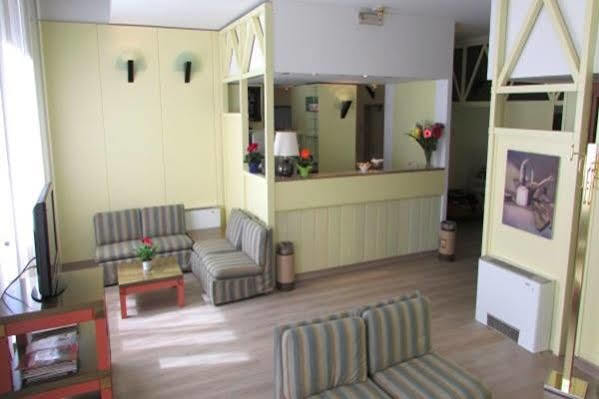 Hotel Johnny Milan Extérieur photo
